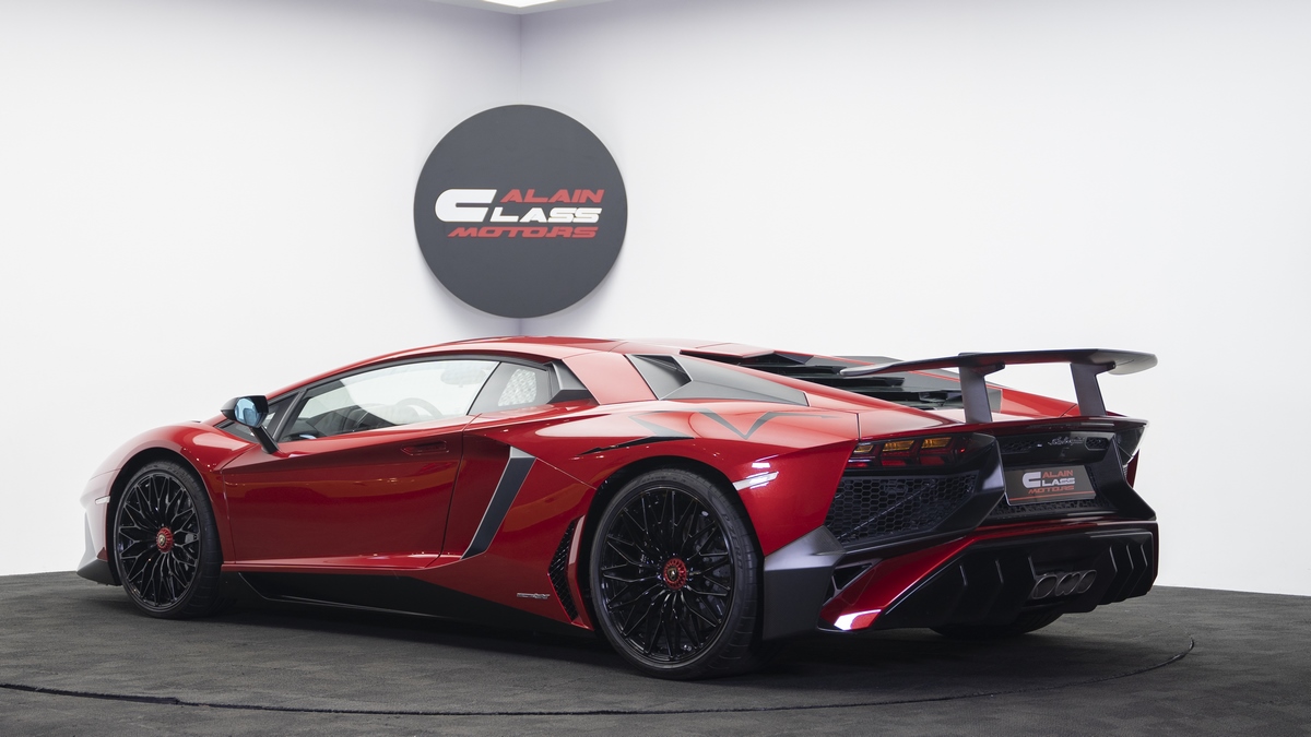 2016 Lamborghini Aventador LP750-4 SV – 1 of 600, 12/19