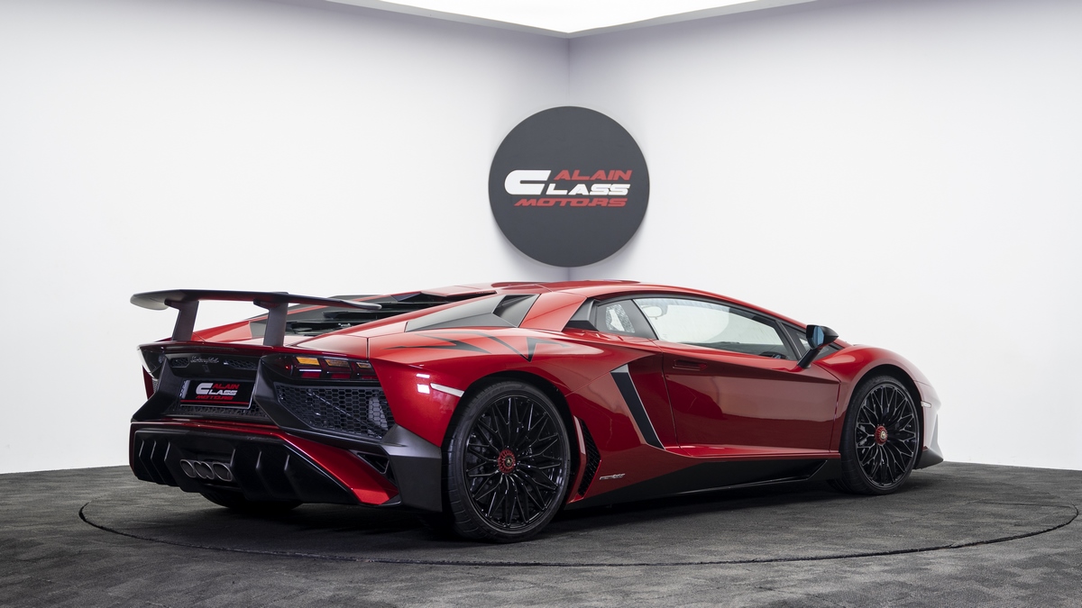 2016 Lamborghini Aventador LP750-4 SV – 1 of 600, 13/19