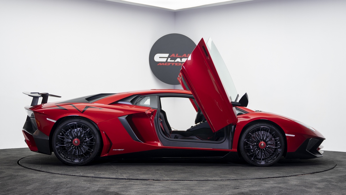 2016 Lamborghini Aventador LP750-4 SV – 1 of 600, 14/19