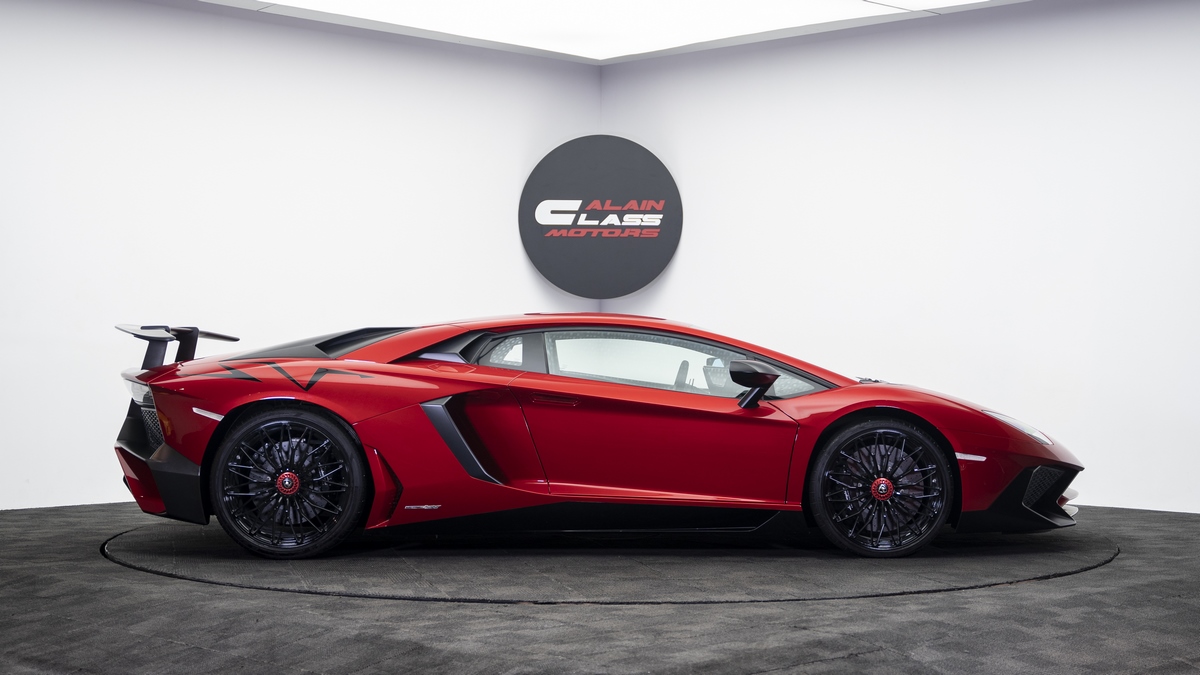 2016 Lamborghini Aventador LP750-4 SV – 1 of 600, 15/19