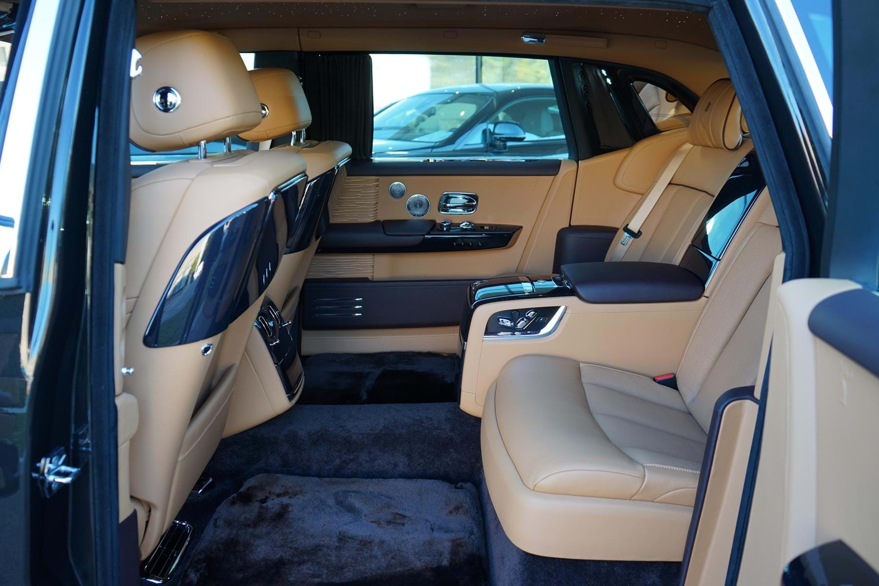 2019 Rolls-Royce Phantom VIII Extended Wheelbase, 15/20