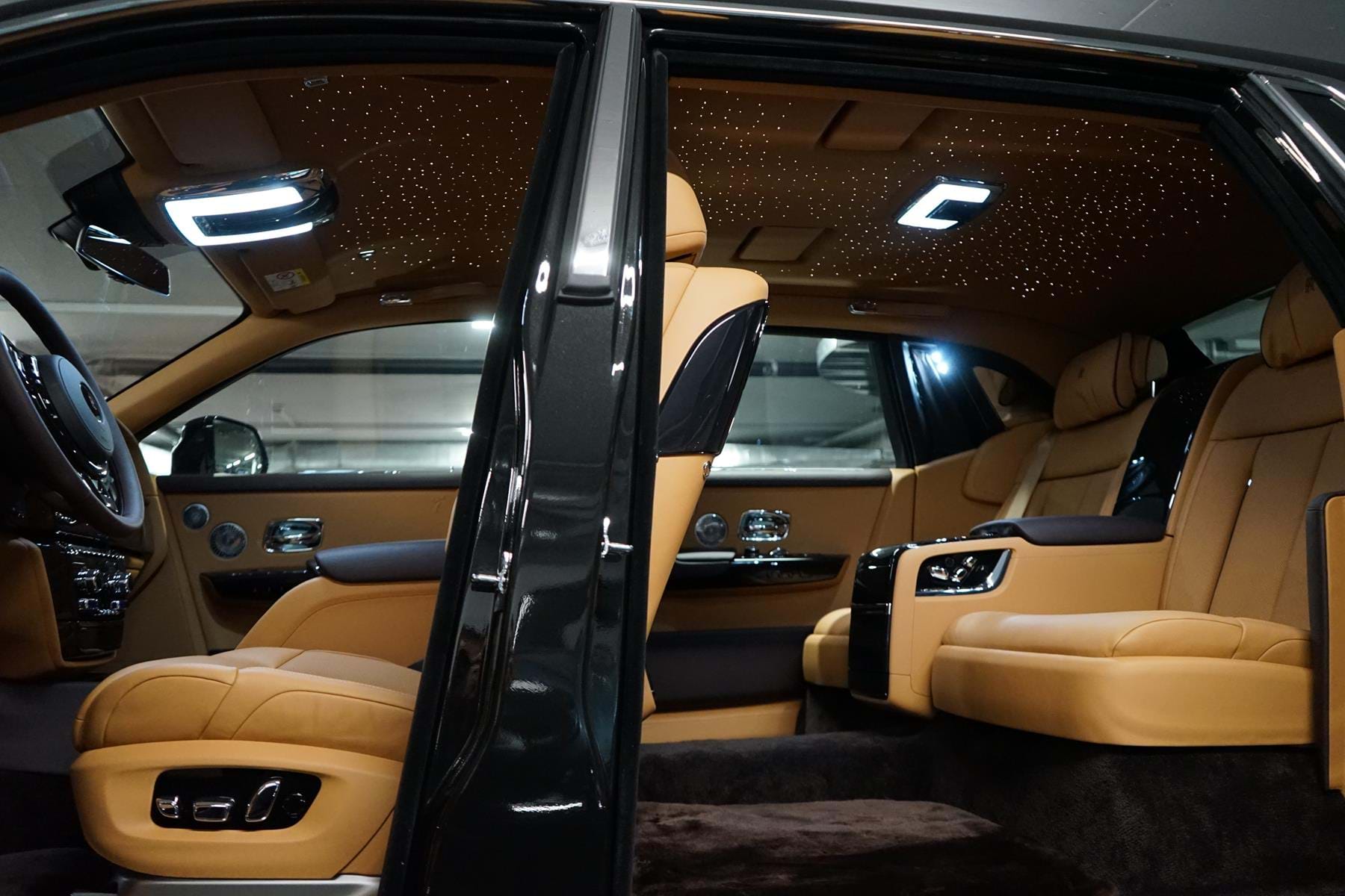 2019 Rolls-Royce Phantom VIII Extended Wheelbase, 17/20
