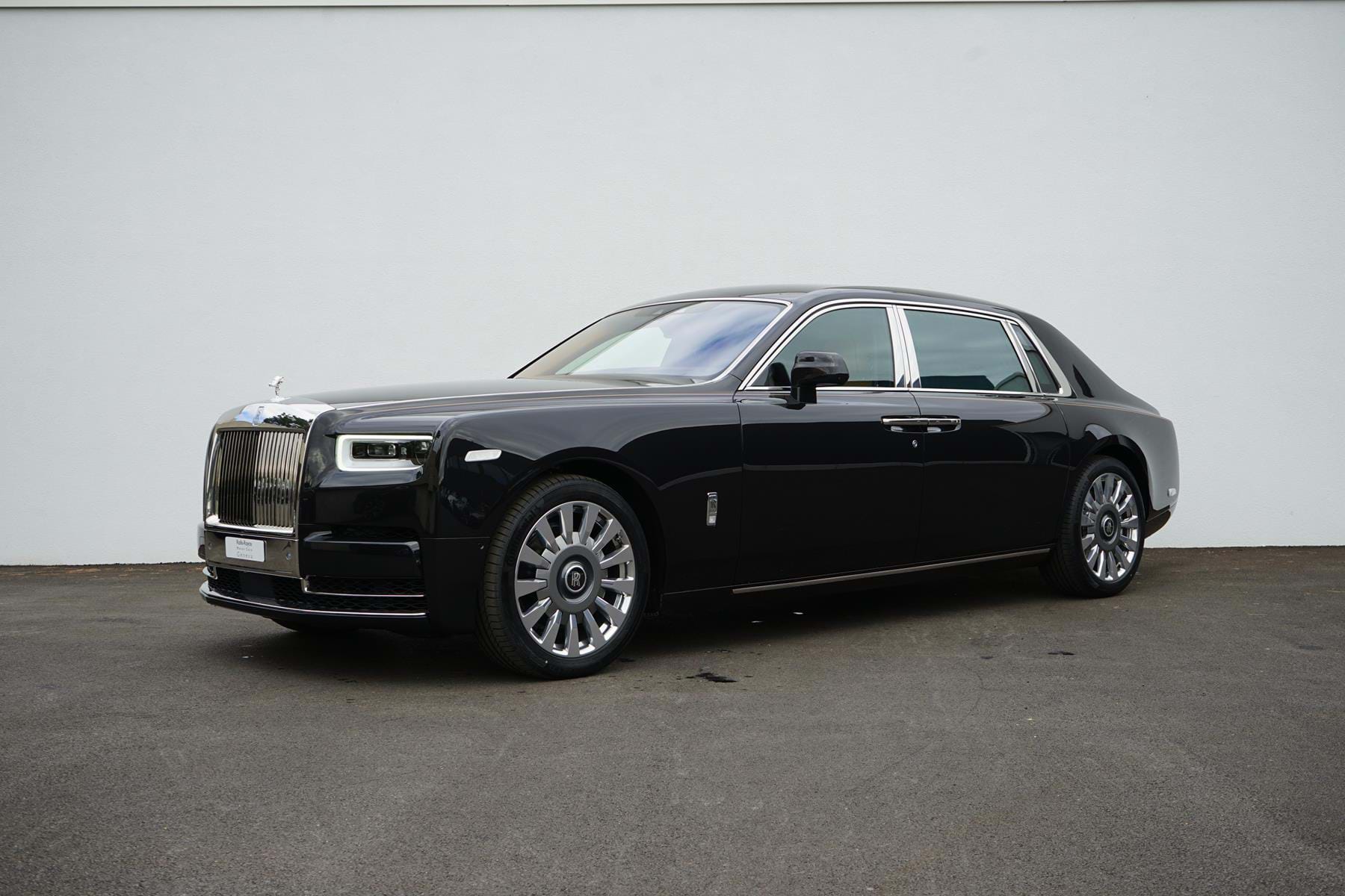 2019 Rolls-Royce Phantom VIII Extended Wheelbase, 18/20