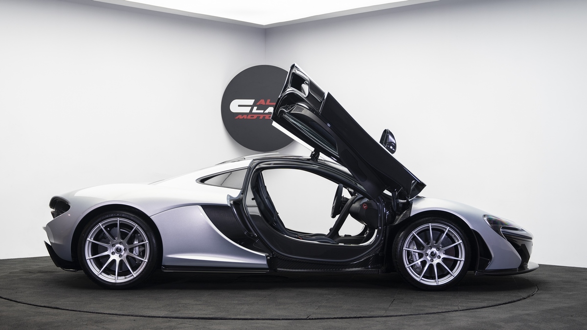 2015 McLaren P1, 13/18