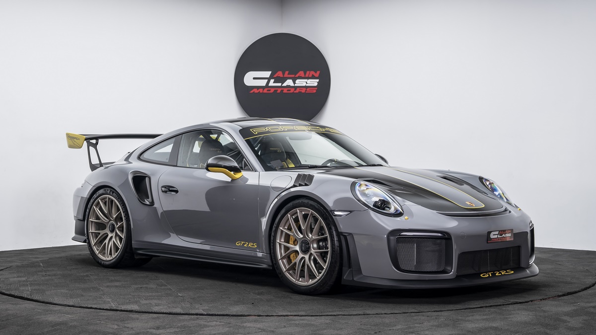 2019 Porsche 911 GT2 RS Weissach