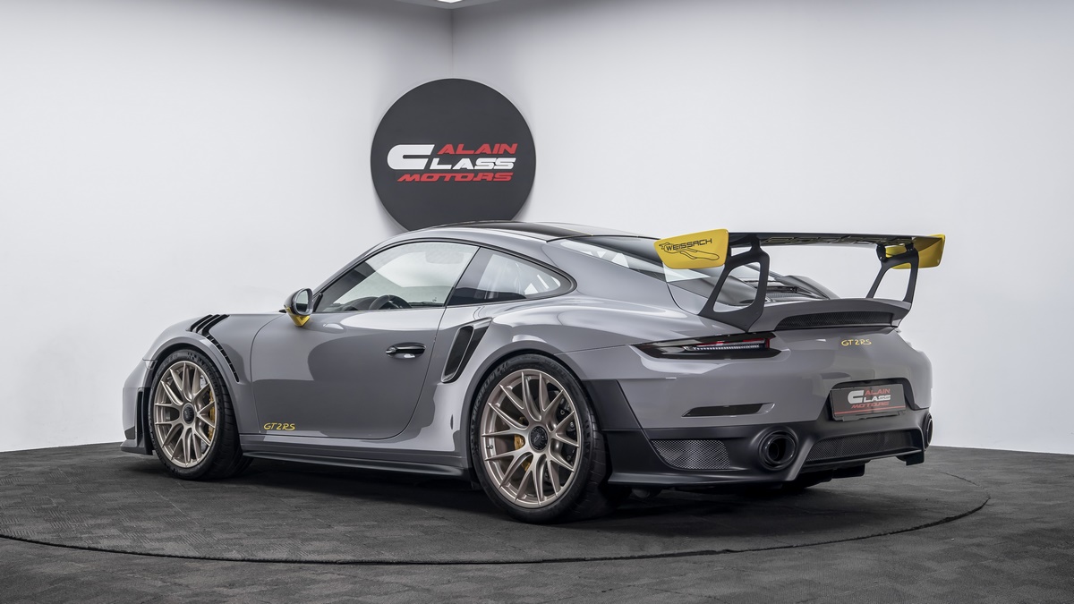 2019 Porsche 911 GT2 RS Weissach, 2/20