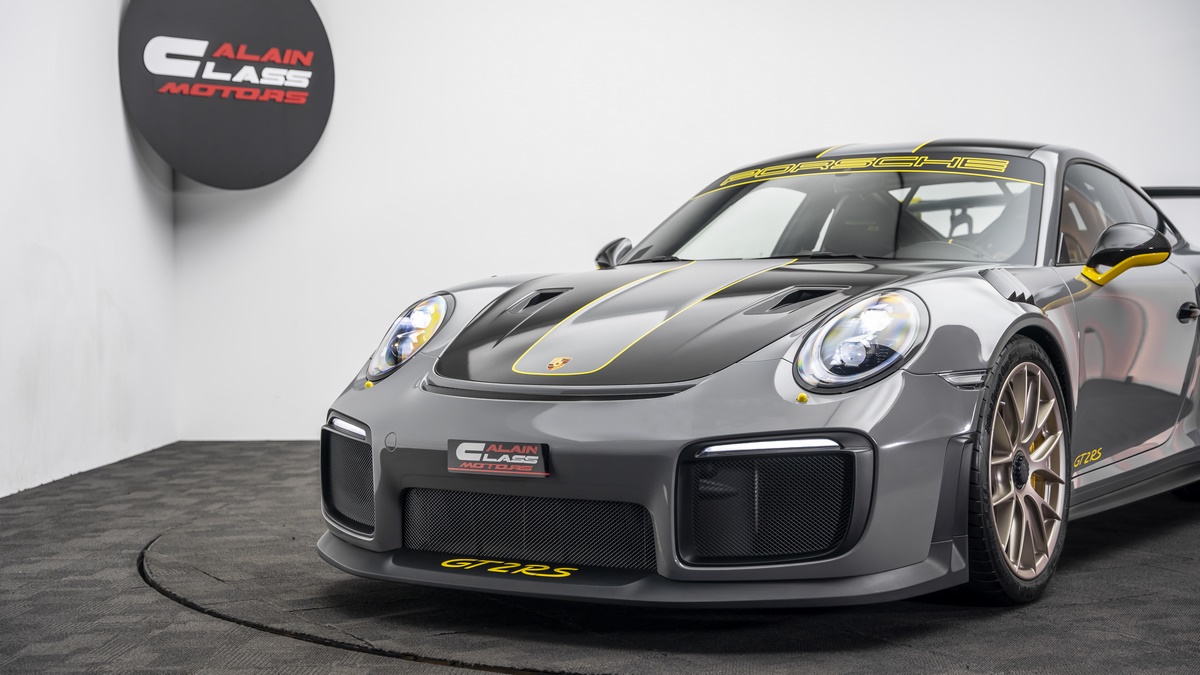 2019 Porsche 911 GT2 RS Weissach, 11/20