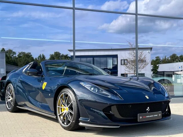 2021 Ferrari 812 GTS
