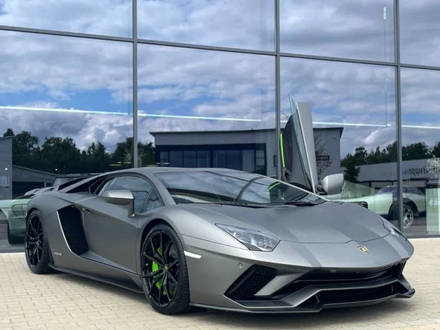 2019 Lamborghini Aventador S