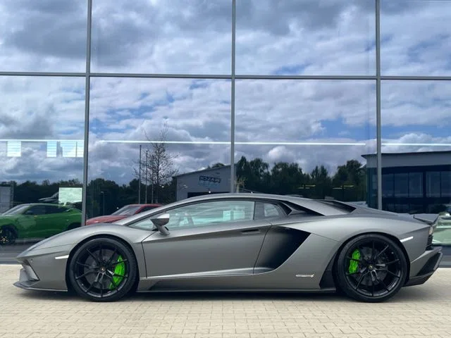 2019 Lamborghini Aventador S for sale, exterior, Alcantara