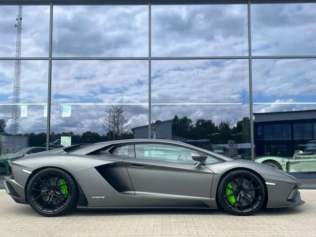 2019 Lamborghini Aventador S for sale, exterior, Alcantara