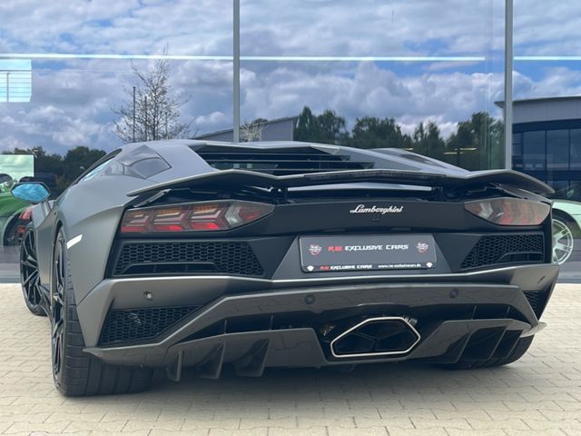2019 Lamborghini Aventador S, 8/20