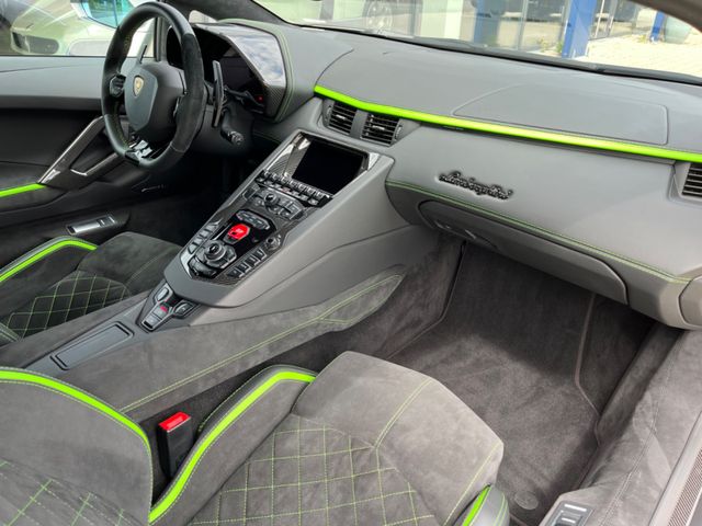 2019 Lamborghini Aventador S, 10/20