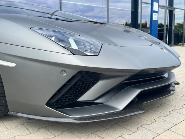 2019 Lamborghini Aventador S for sale, exterior, Alcantara
