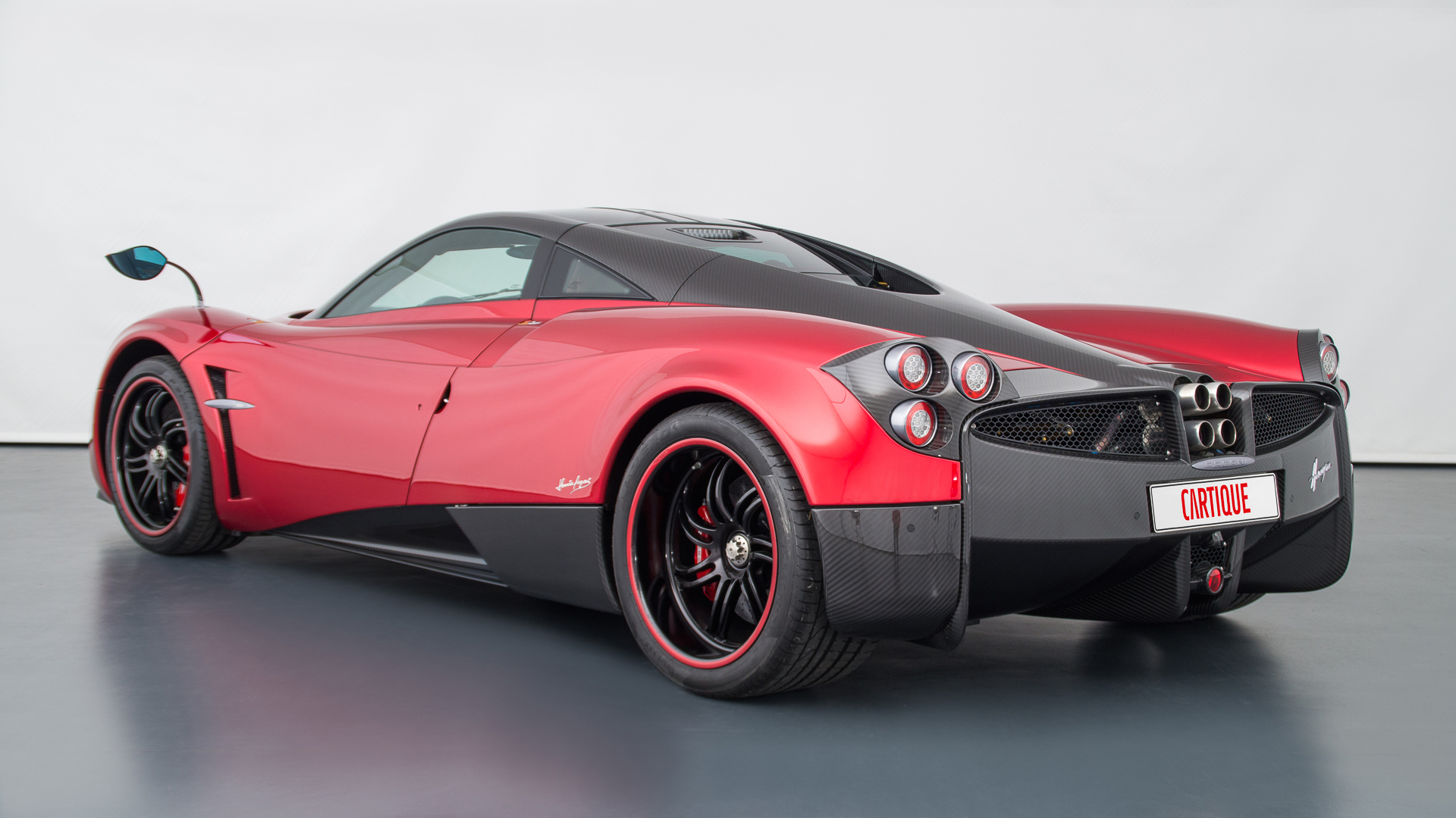 2015 Pagani Huayra, 2/23