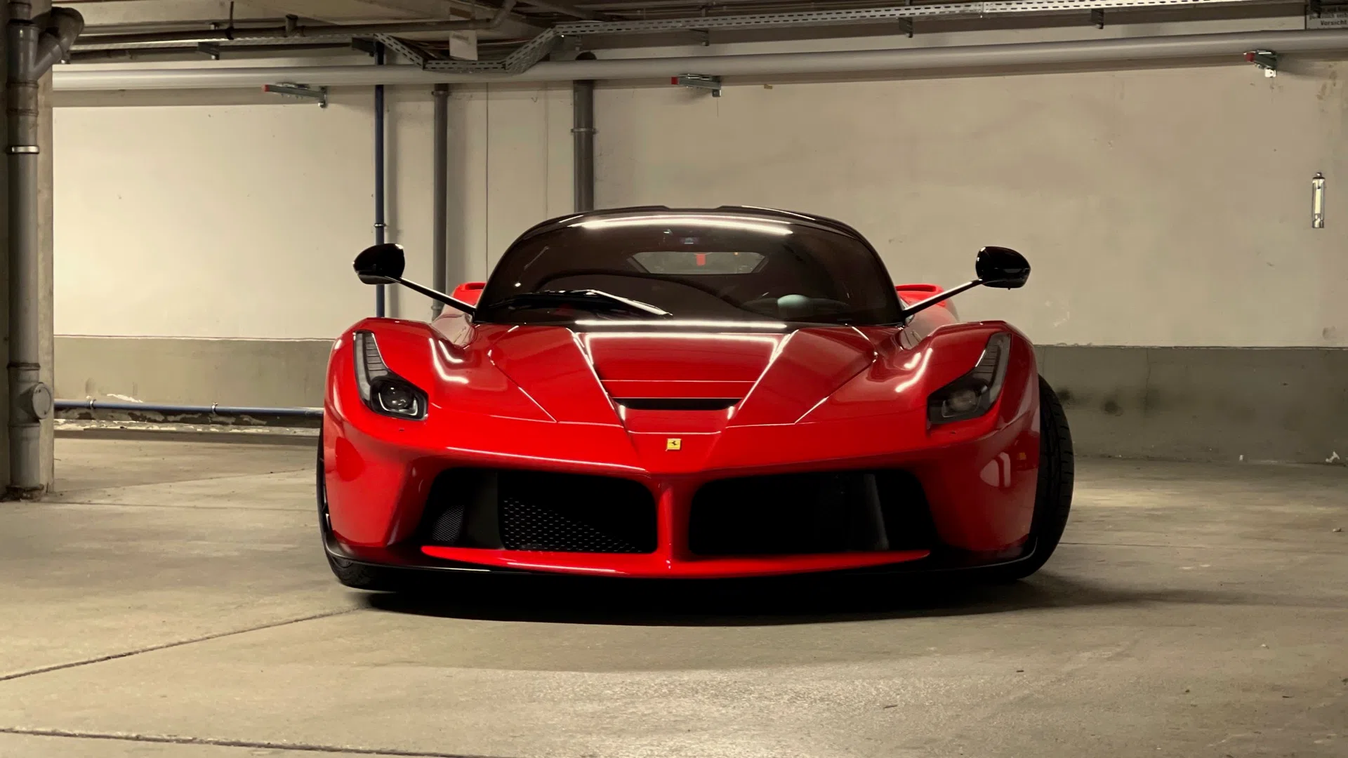 2015 Ferrari LaFerrari for sale, exterior, Rosso Corsa