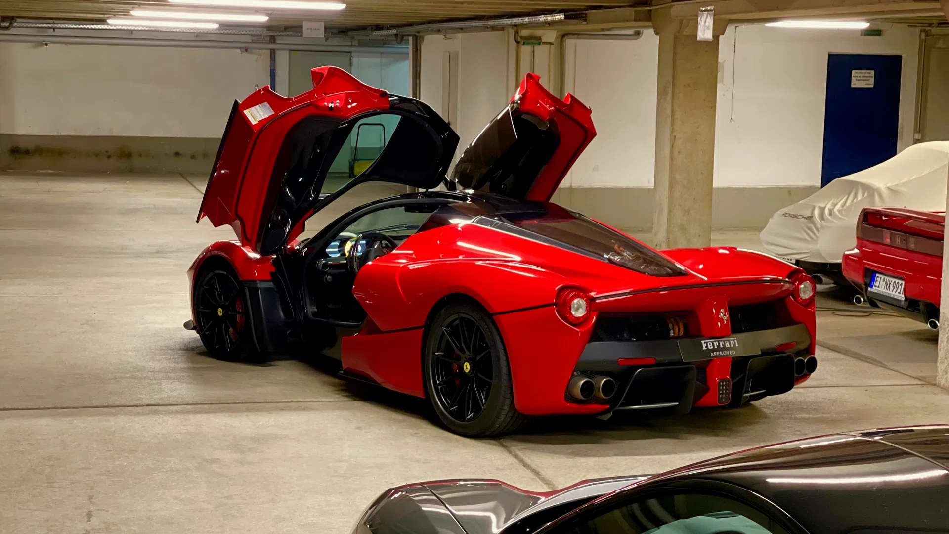 2015 Ferrari LaFerrari for sale, exterior, Rosso Corsa