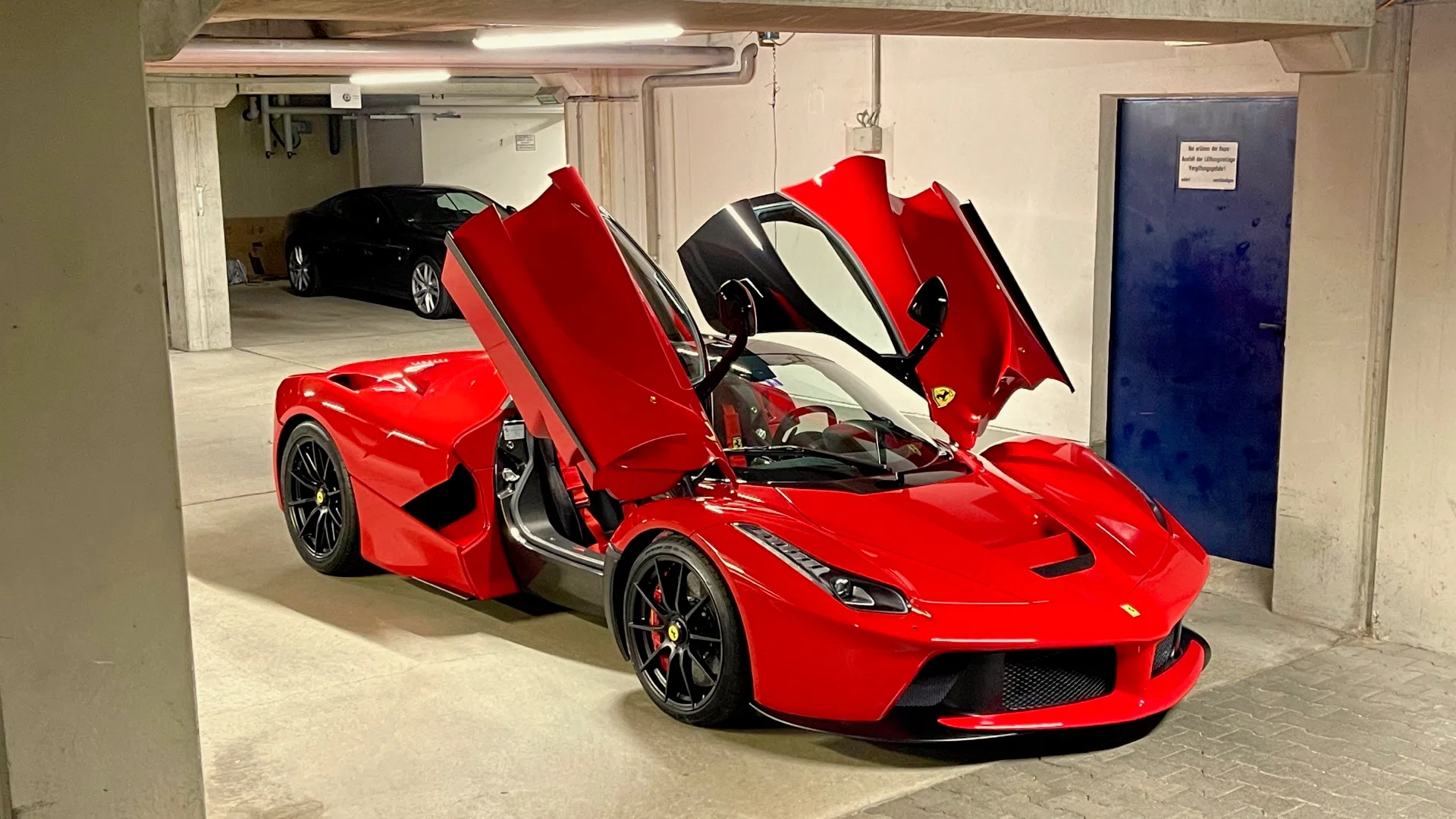2015 Ferrari LaFerrari for sale, exterior, Rosso Corsa