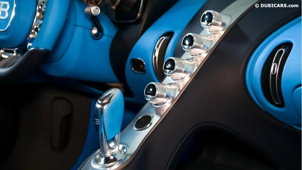 2017 Bugatti Chiron interior, Blue