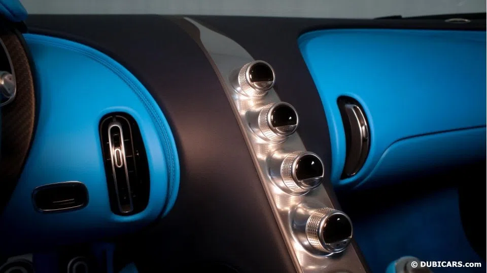 2017 Bugatti Chiron interior, Blue