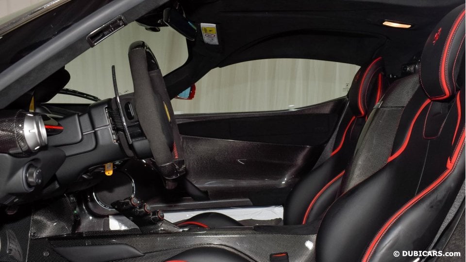 2015 Ferrari LaFerrari, 8/16