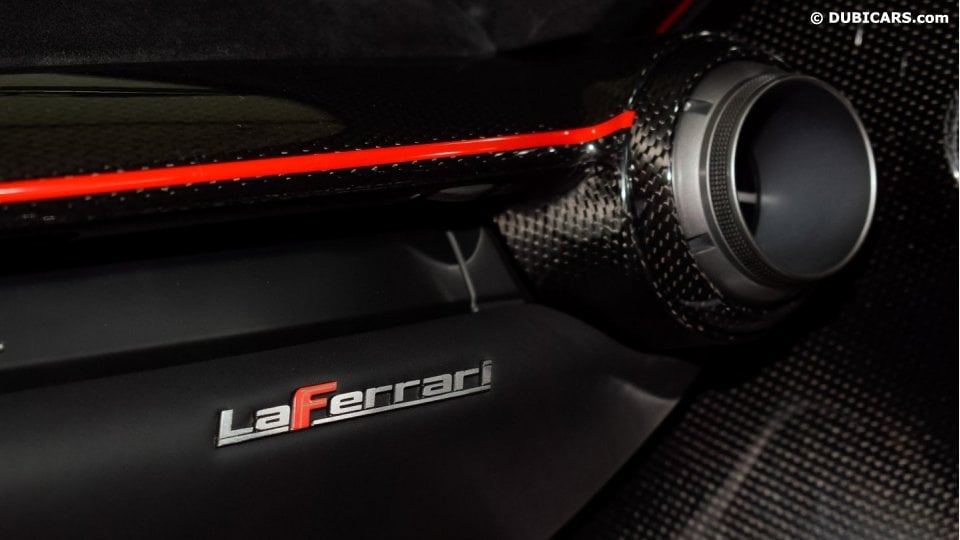 2015 Ferrari LaFerrari, 13/16
