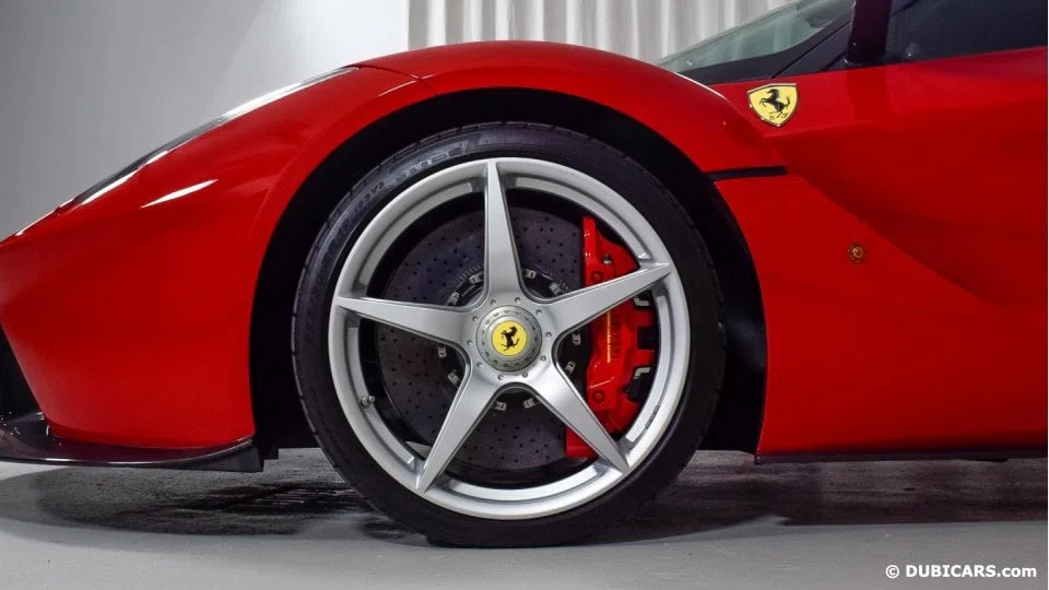 2015 Ferrari LaFerrari wheel