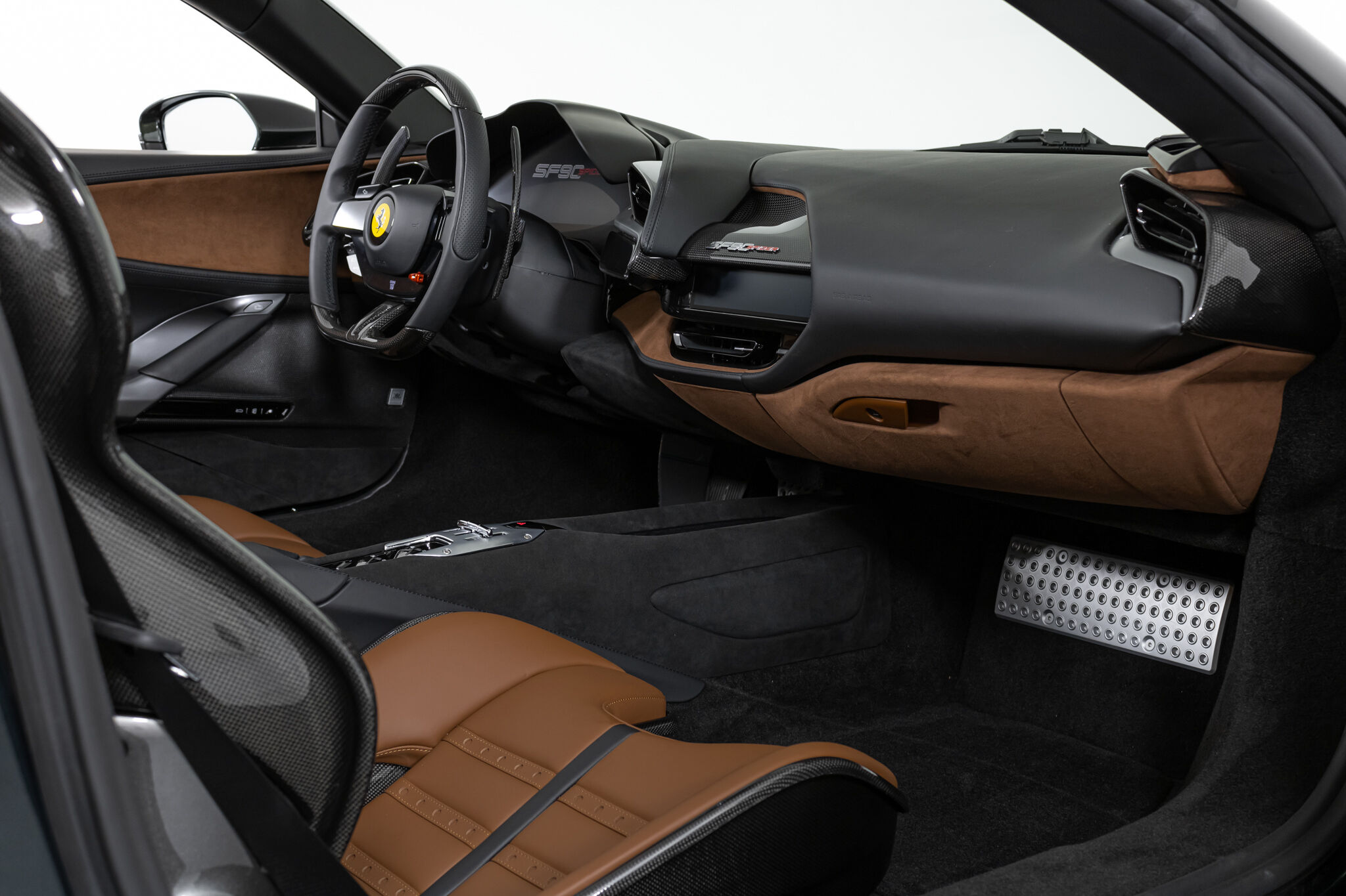 2022 Ferrari SF90 Spider, 7/20