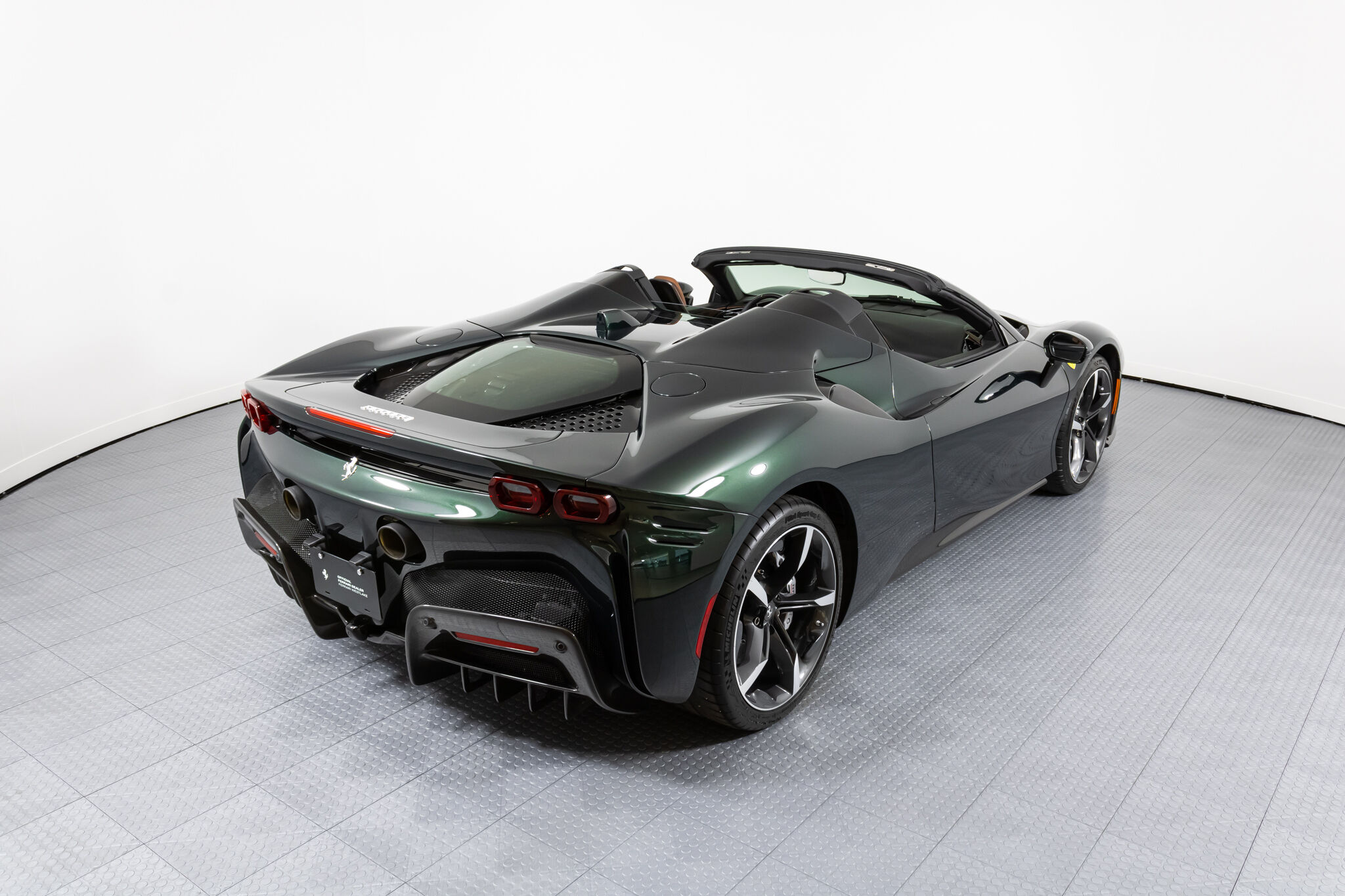 2022 Ferrari SF90 Spider, 12/20