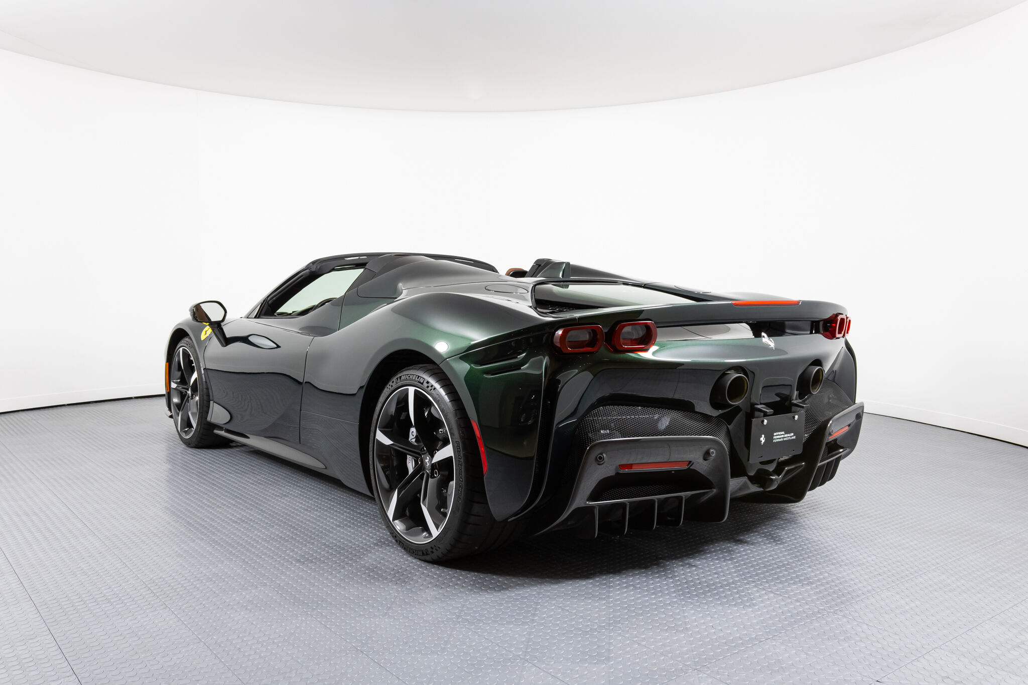 2022 Ferrari SF90 Spider, 17/20