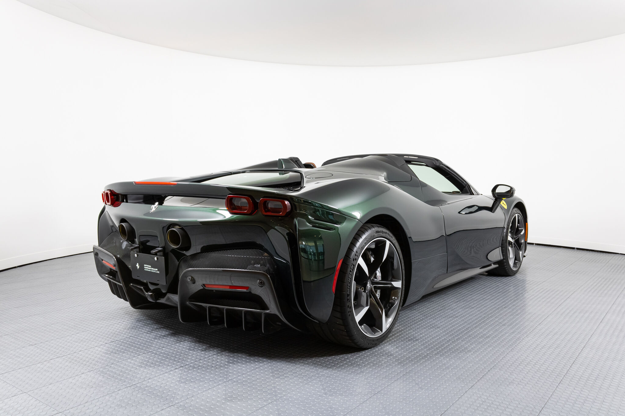 2022 Ferrari SF90 Spider, 20/20