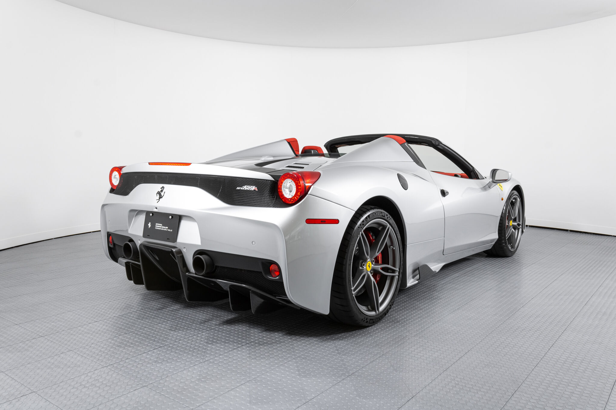 2015 Ferrari 458 Speciale A Spider, 2/20