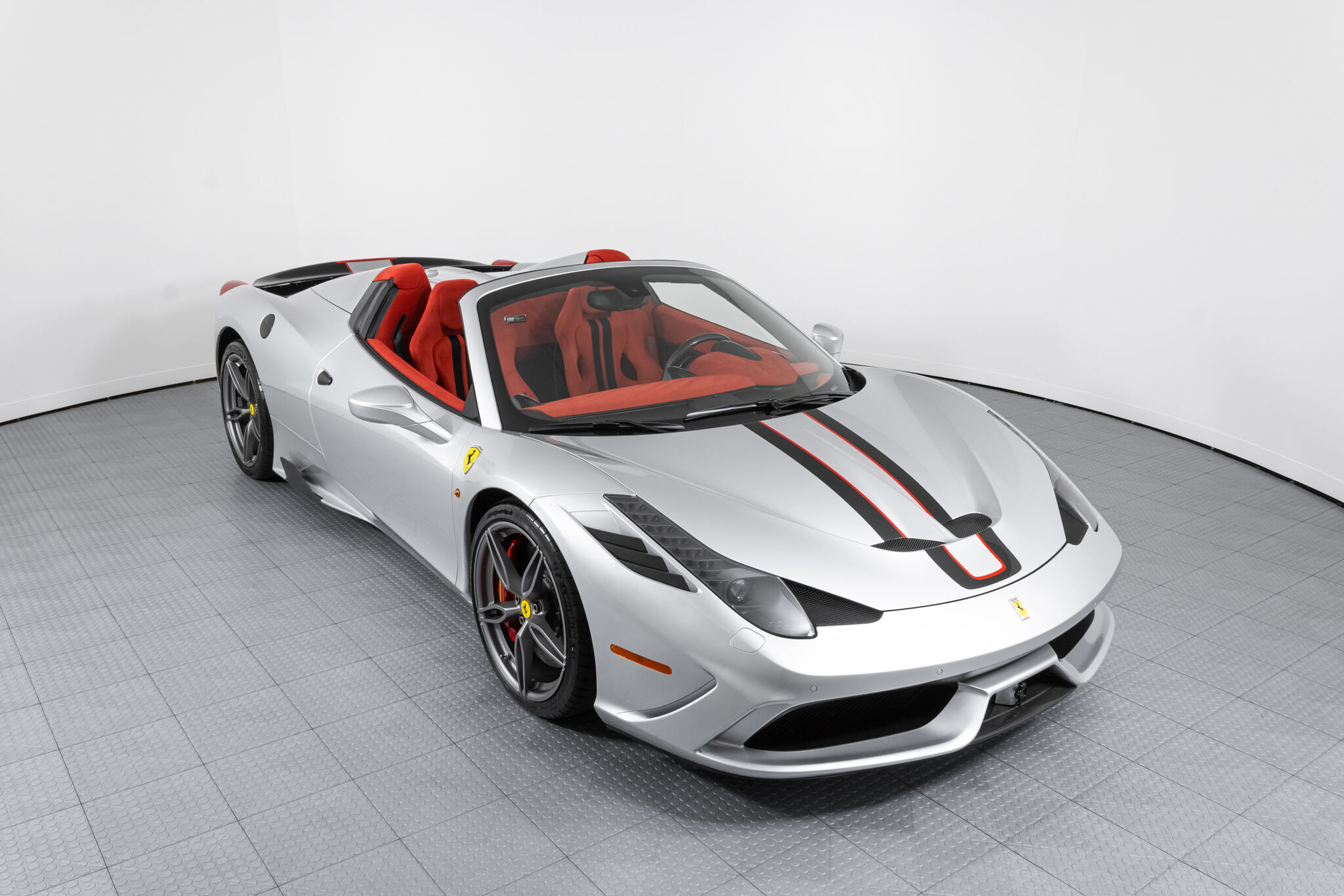 2015 Ferrari 458 Speciale A Spider, 8/20