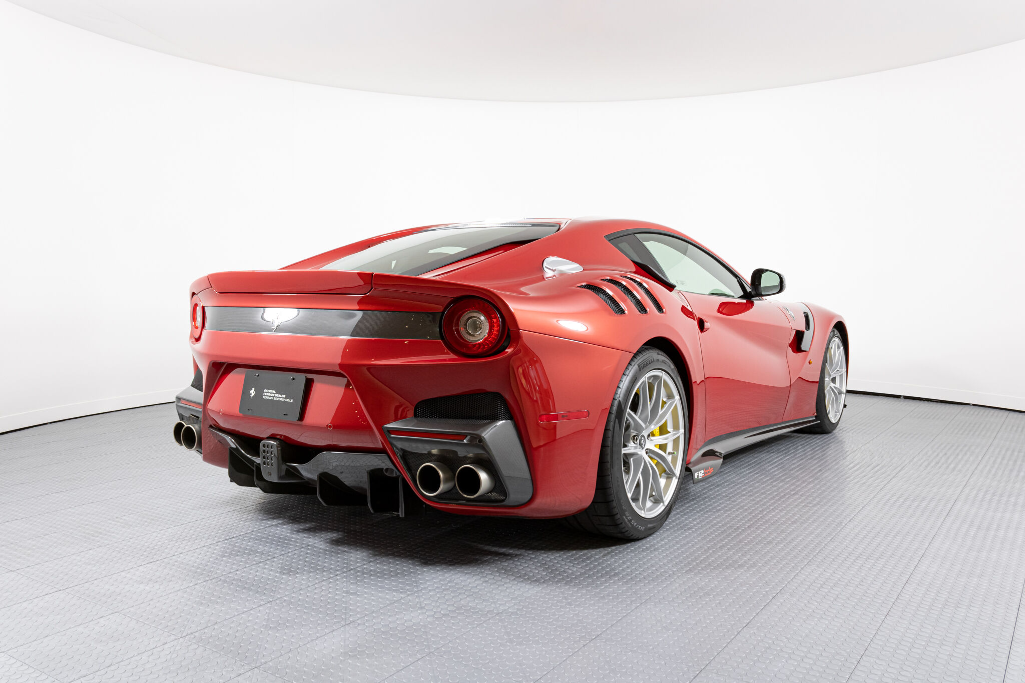 2016 Ferrari F12 TDF, 18/20