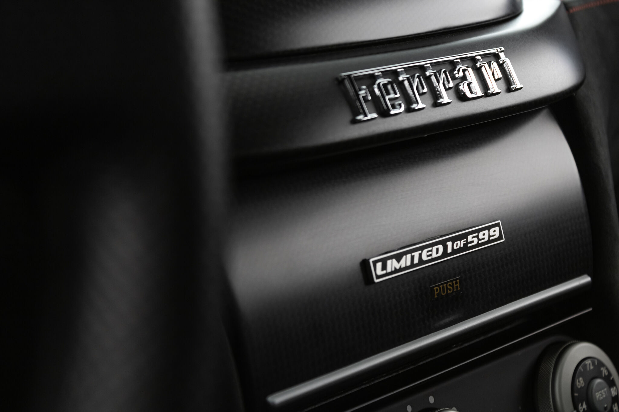 2011 Ferrari 599 GTO, 2/19