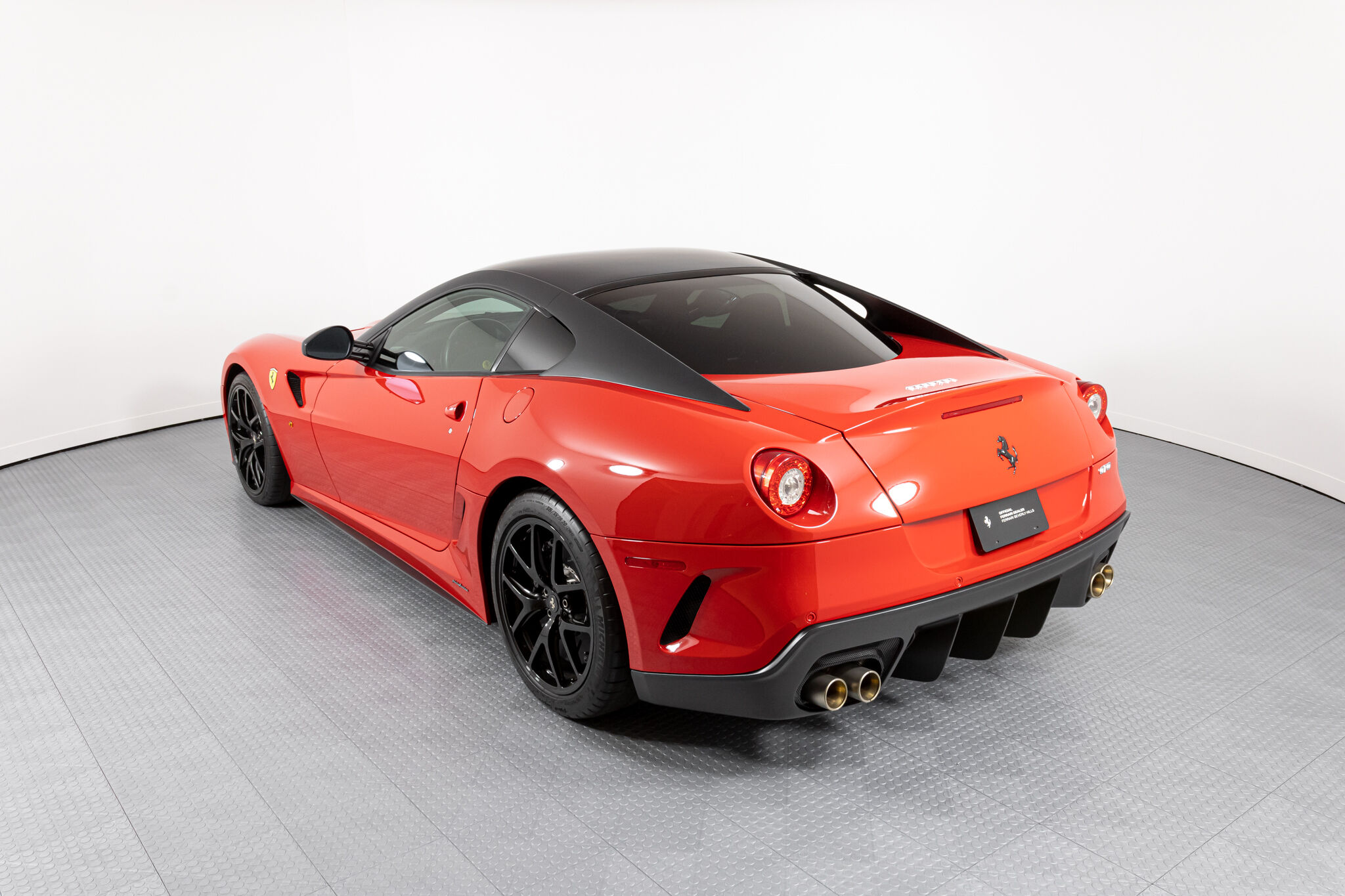 2011 Ferrari 599 GTO, 9/19