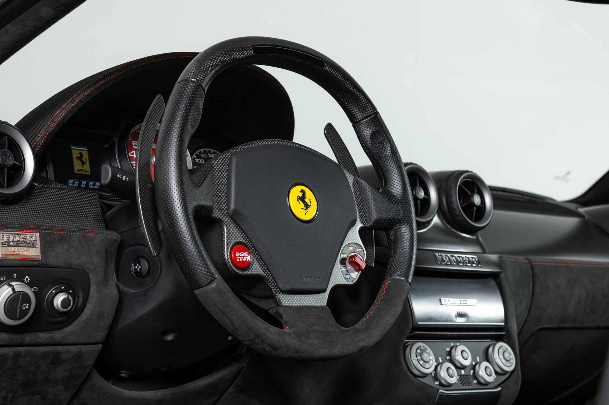 2011 Ferrari 599 GTO, 16/19