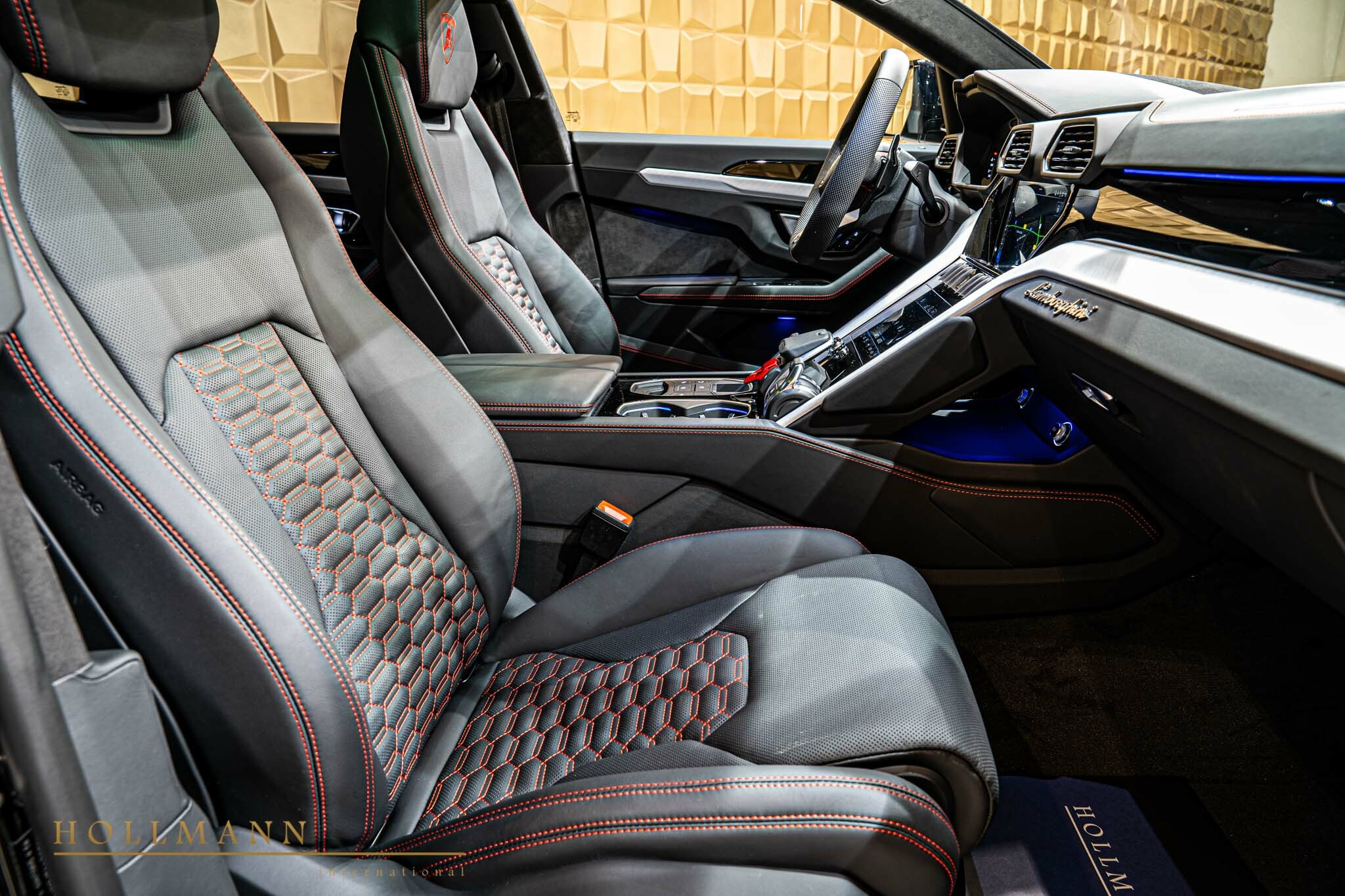 2022 Lamborghini Urus, 4/16