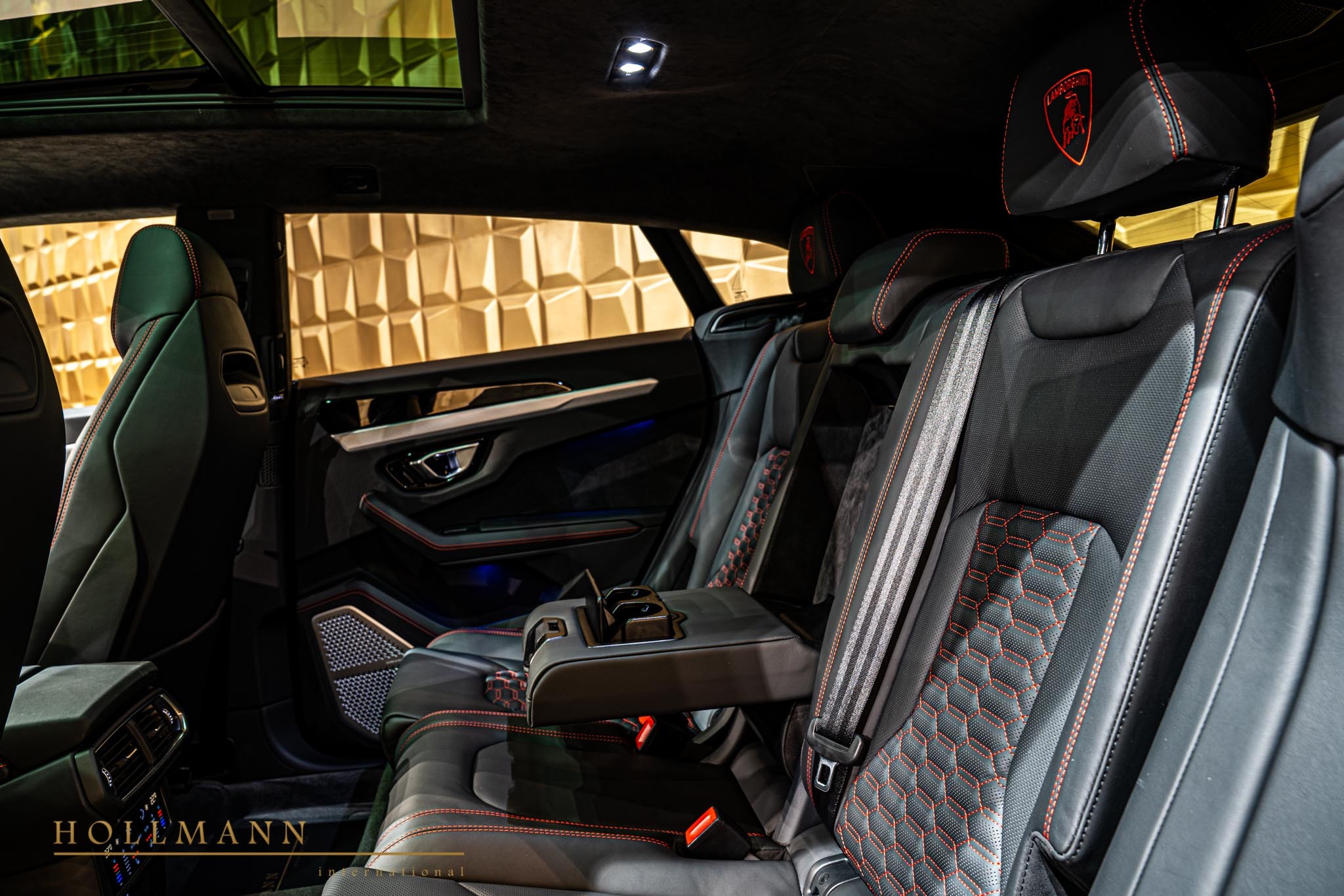 2022 Lamborghini Urus, 7/16