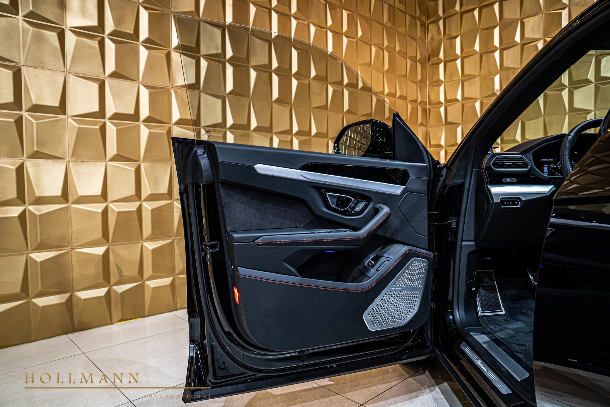 2022 Lamborghini Urus, 11/16