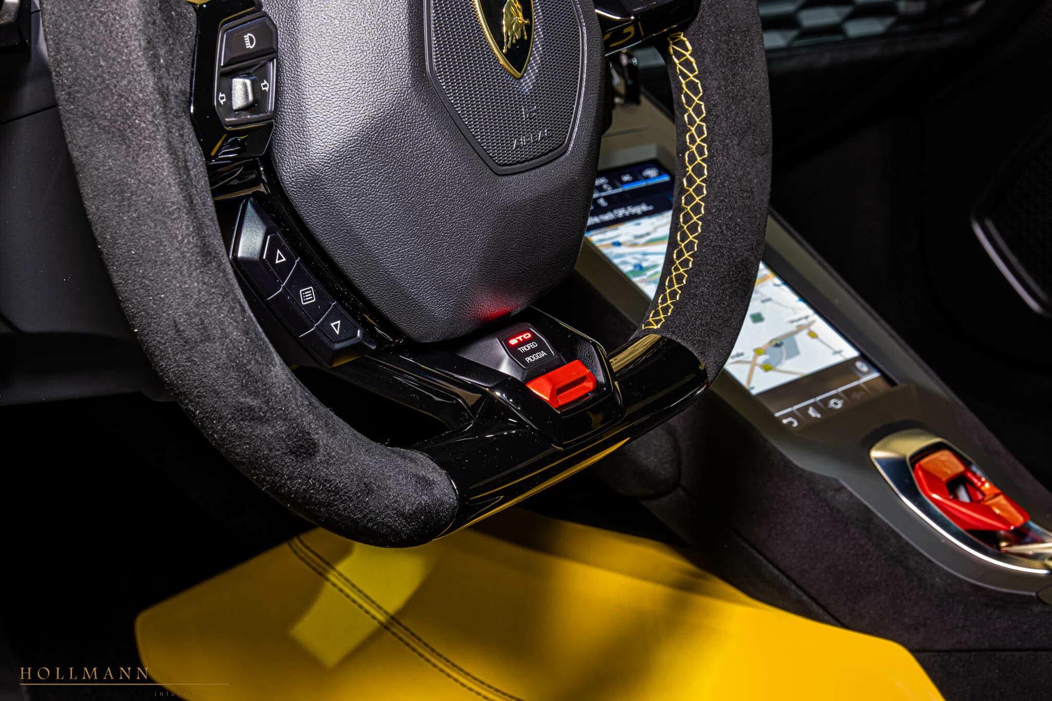 2022 Lamborghini Huracán STO interior