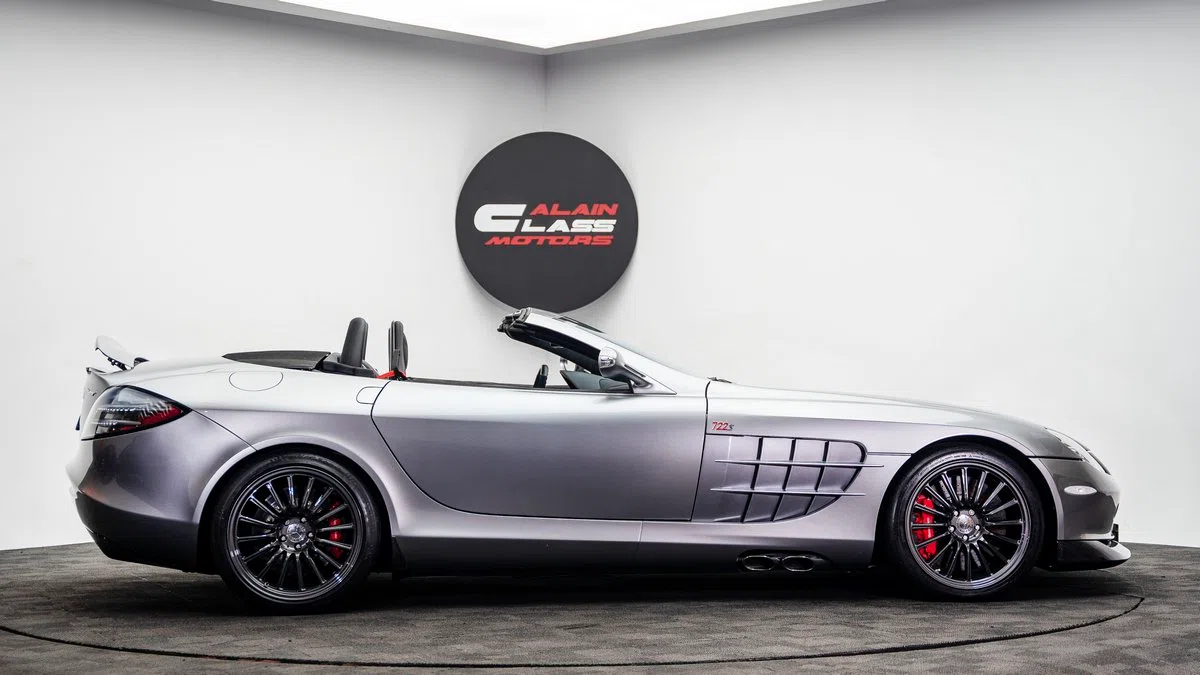 2009 Mercedes-Benz SLR McLaren 722s Roadster, side profile