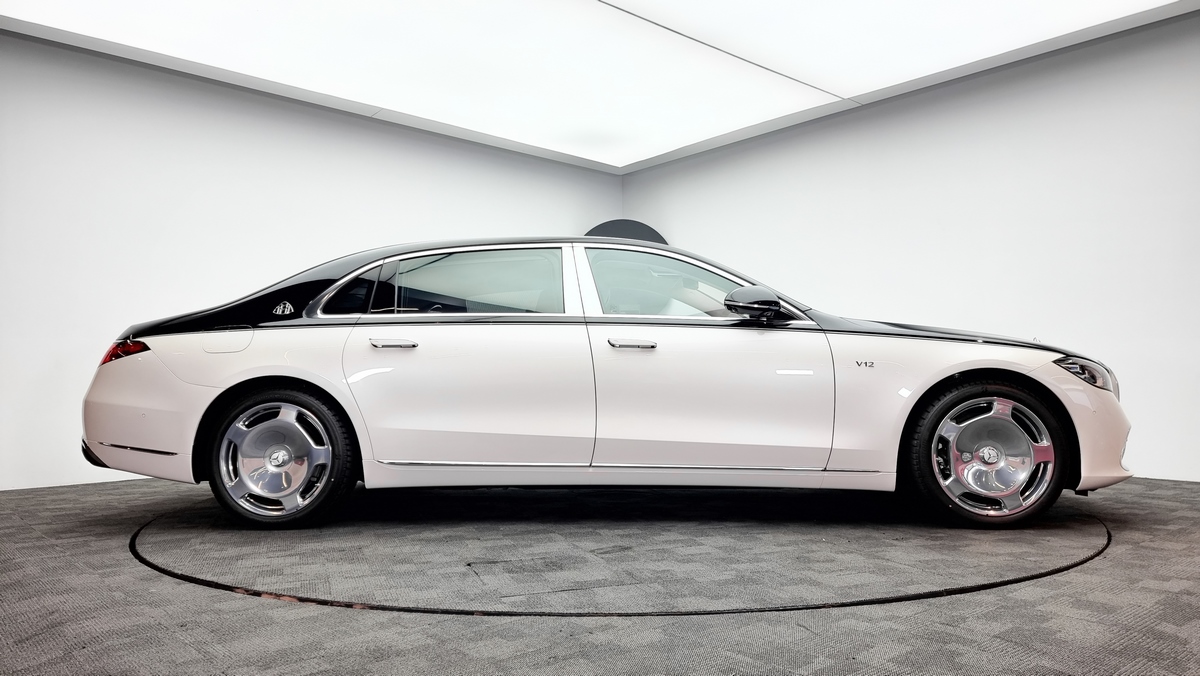 2022 Mercedes-Maybach S680, 5/20