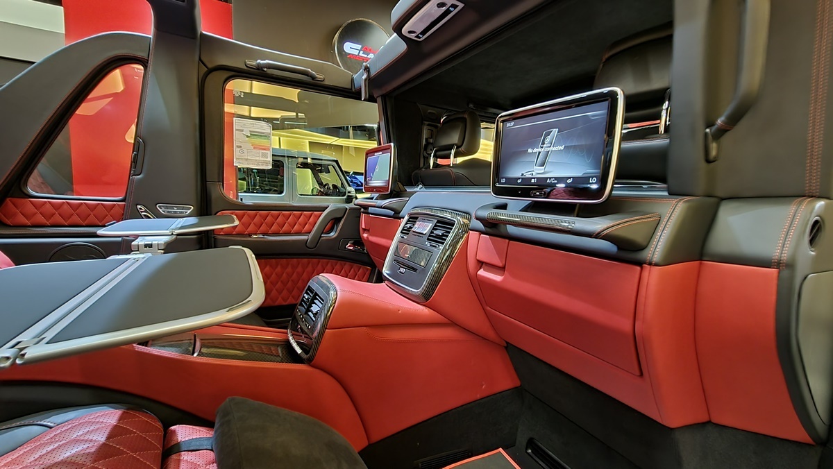2018 Mercedes-Maybach G650 Landaulet, 5/24