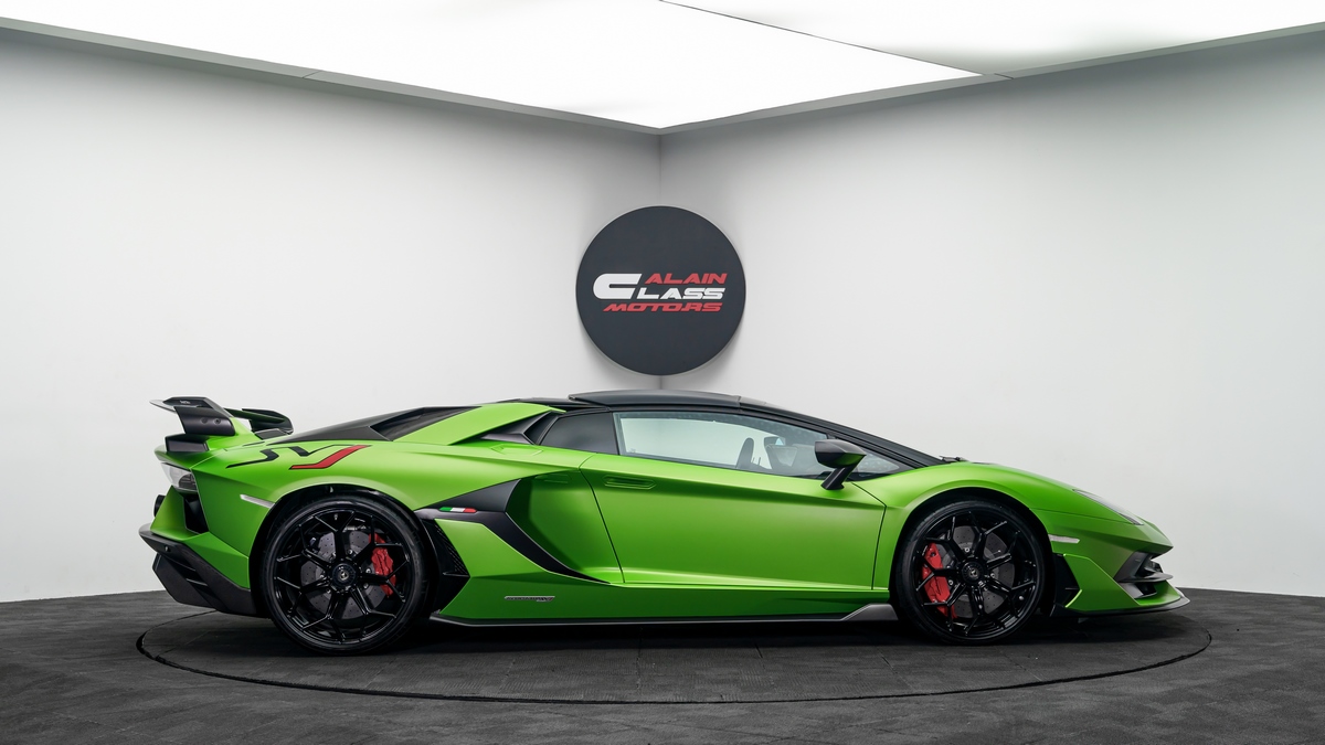 2021 Lamborghini Aventador SVJ Roadster – 1 of 800, 17/20