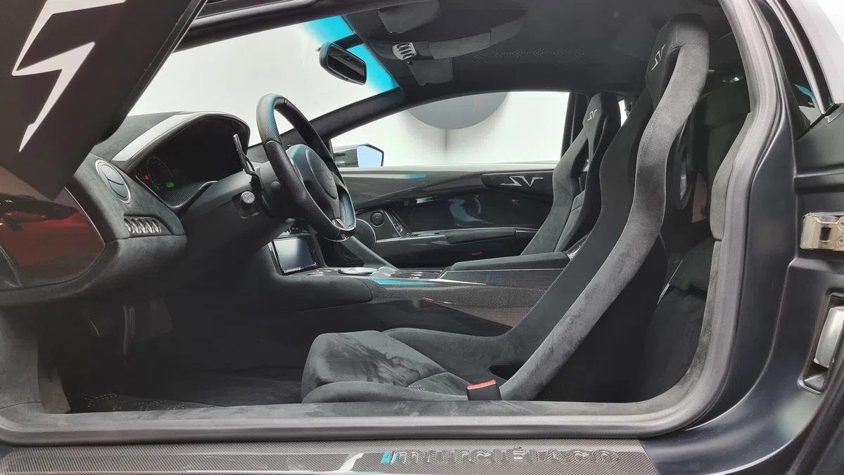 2010 Lamborghini Murcielago SV – 1 of 186 interior