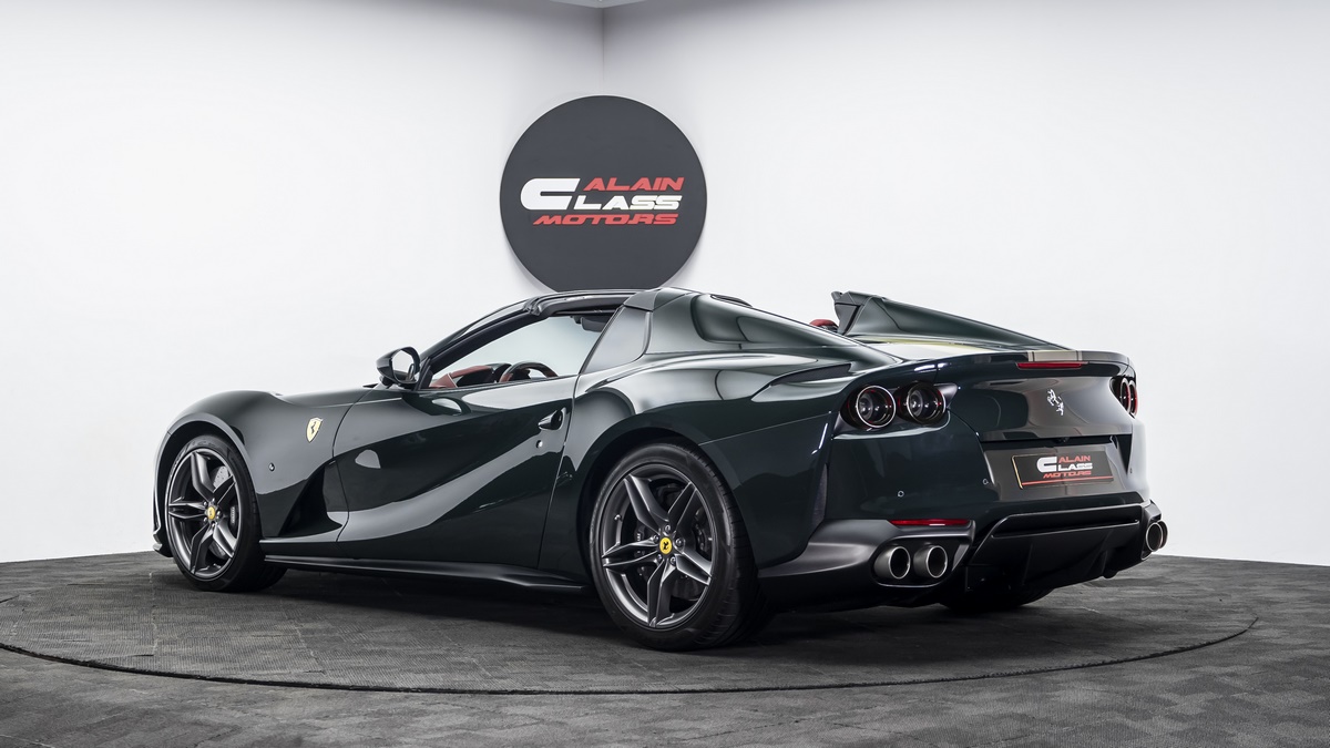 2021 Ferrari 812 GTS, 2/18