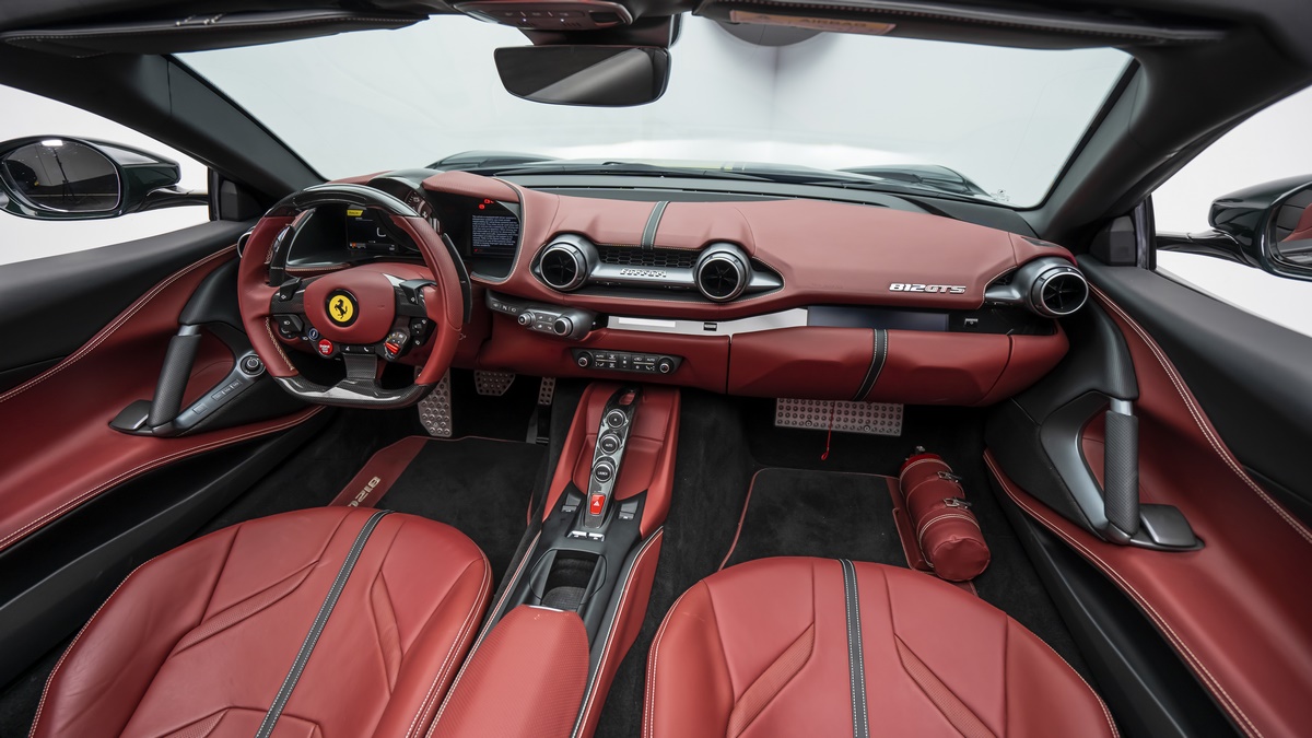 2021 Ferrari 812 GTS, 5/18