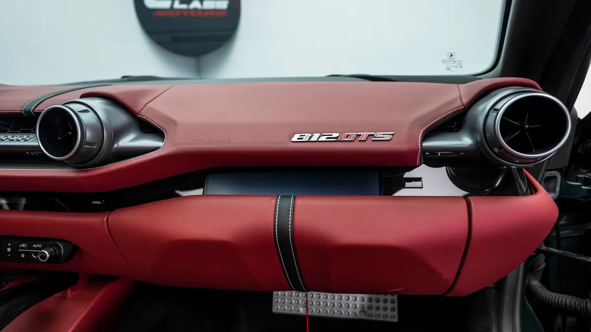 2021 Ferrari 812 GTS interior, center console
