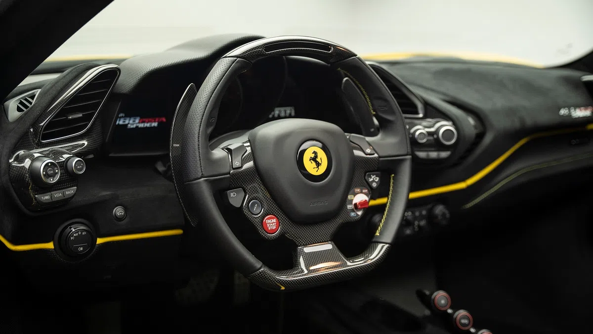 2019 Ferrari 488 Pista Spider interior